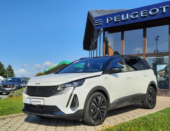 Peugeot 5008 1