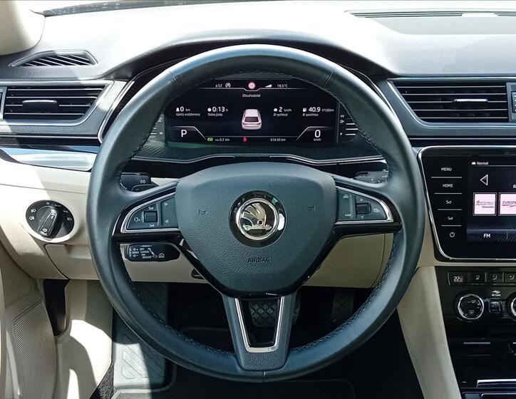 Škoda Superb 18