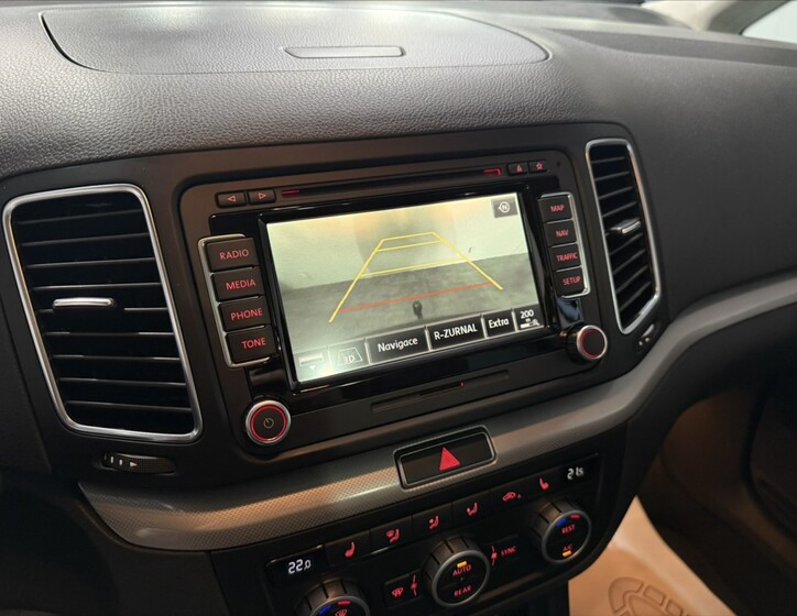 Volkswagen Sharan 13