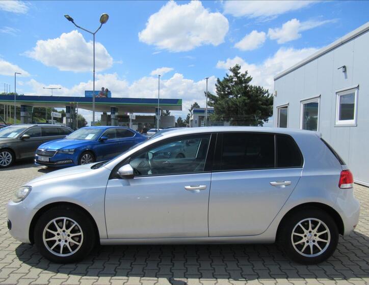 Volkswagen Golf 2