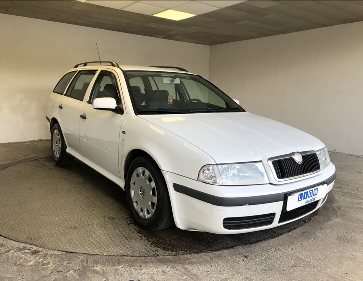 Škoda Octavia 1