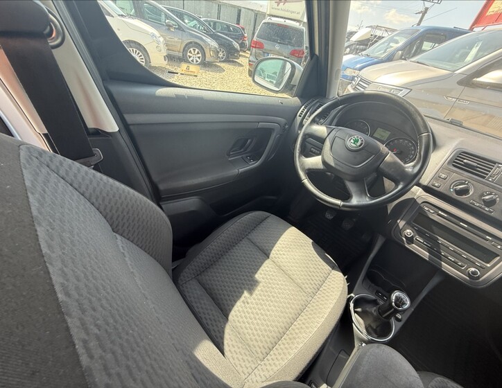 Škoda Roomster 20