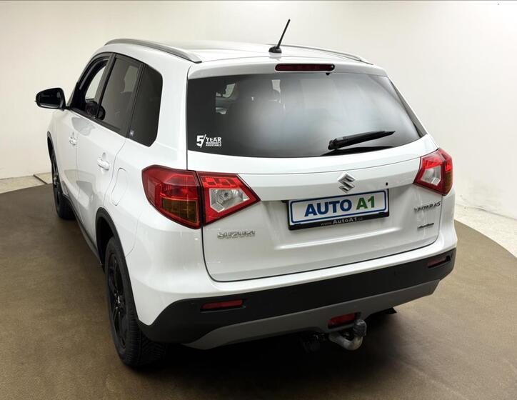 Suzuki Vitara 6