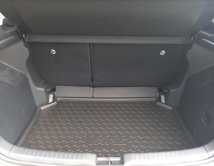 Toyota Yaris 11
