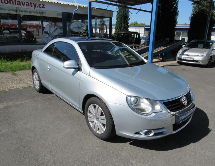 Volkswagen EOS 16