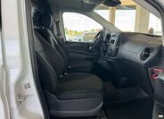 Mercedes-Benz Vito 14