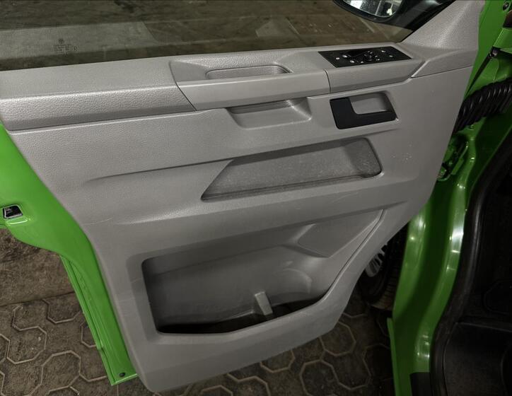 Volkswagen Transporter 14
