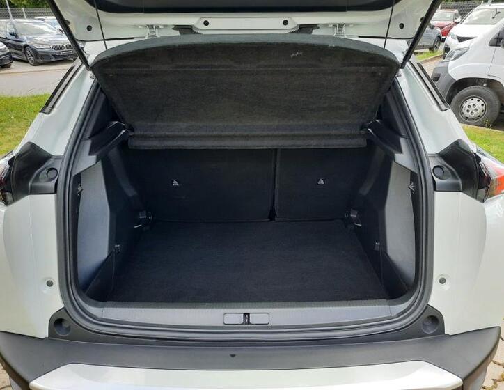 Peugeot 2008 5