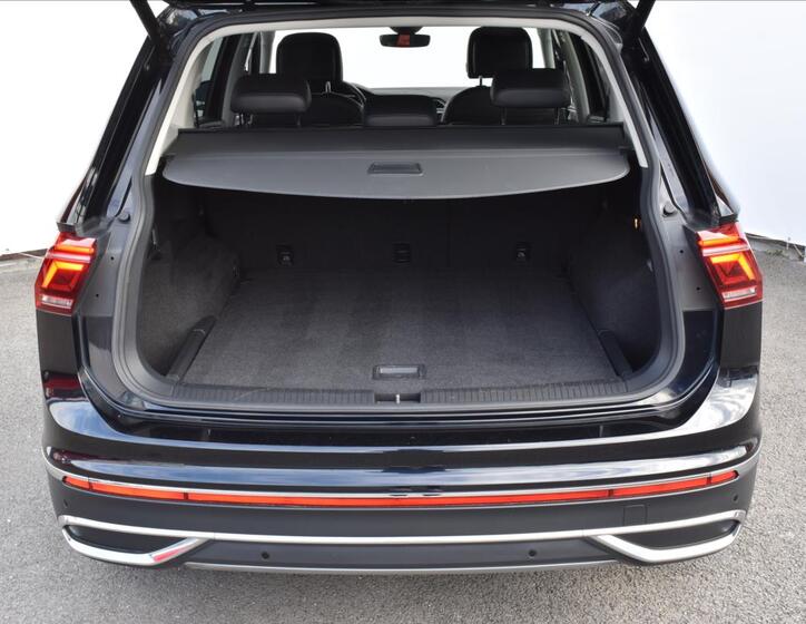 Volkswagen Tiguan Allspace 13