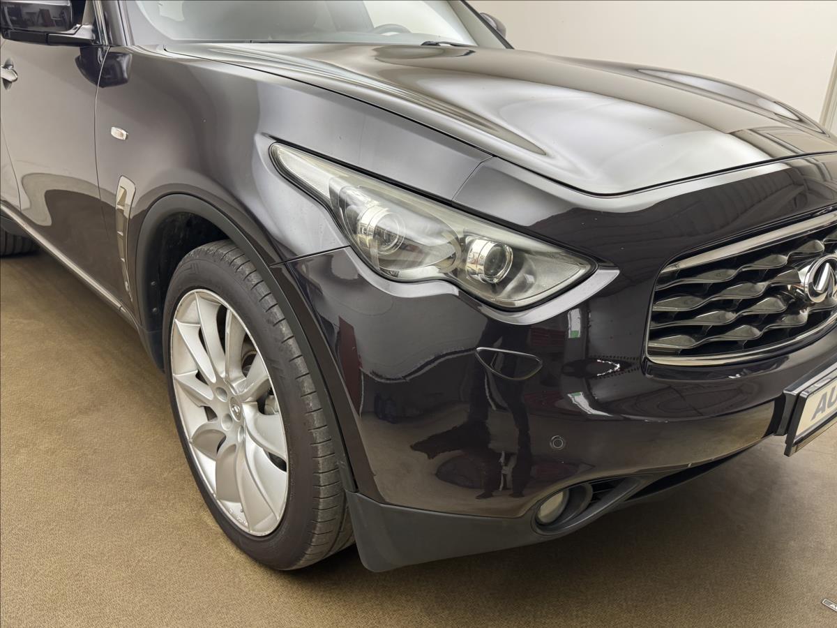 Infiniti FX30