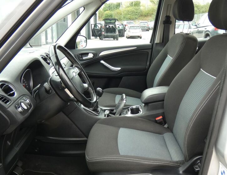 Ford Galaxy 21