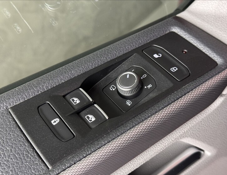 Volkswagen California 25