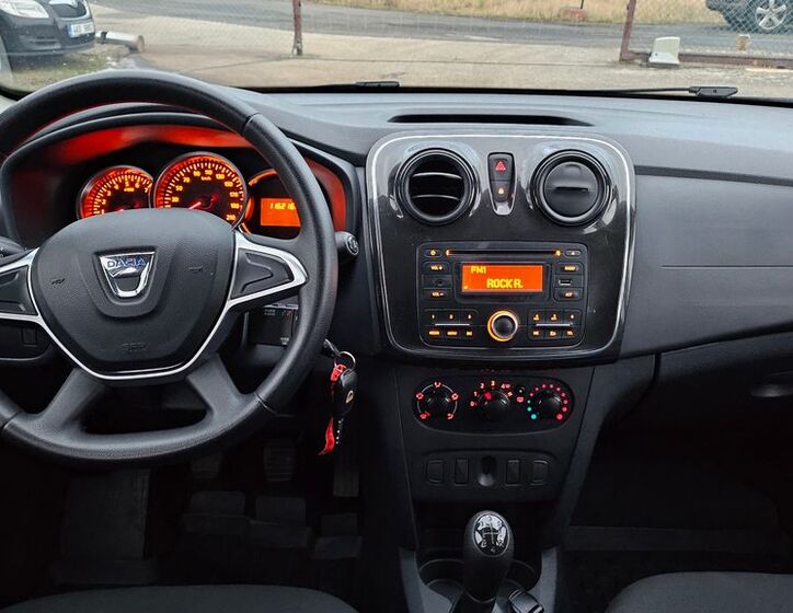 Dacia Sandero 9