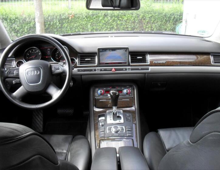 Audi A8 18