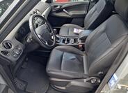 Ford S-MAX 11