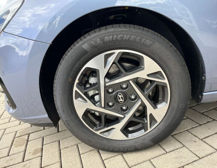 Hyundai i30 24