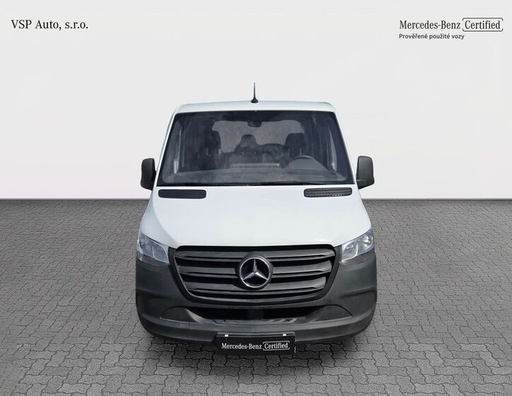Mercedes-Benz Sprinter 8
