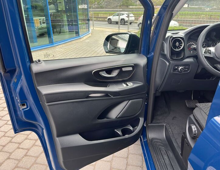 Mercedes-Benz Vito 30