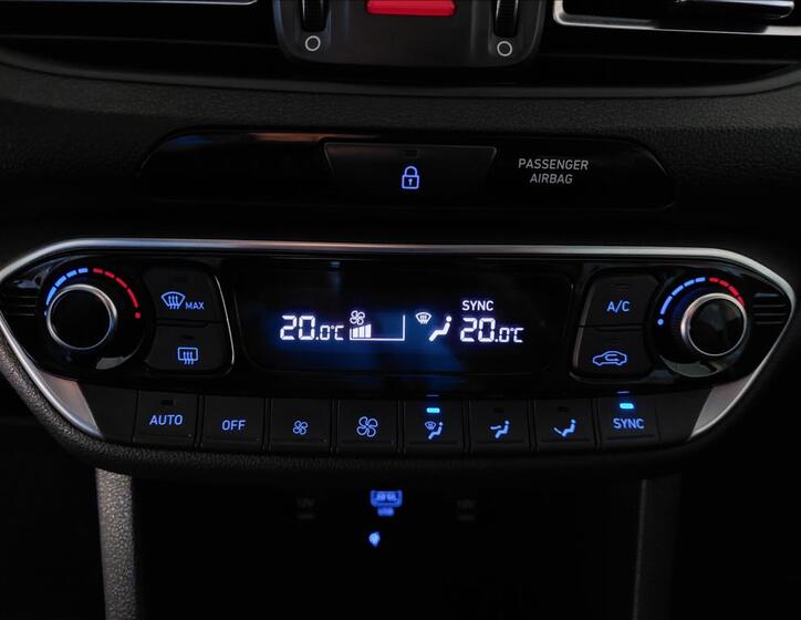 Hyundai i30 20