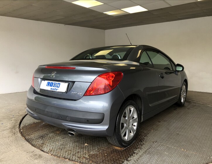 Peugeot 207 7