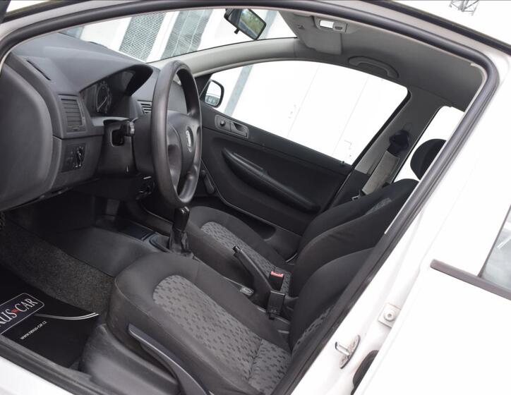 Škoda Fabia 15