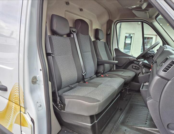 Opel Movano 18