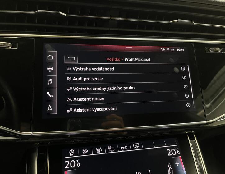 Audi Q8 7