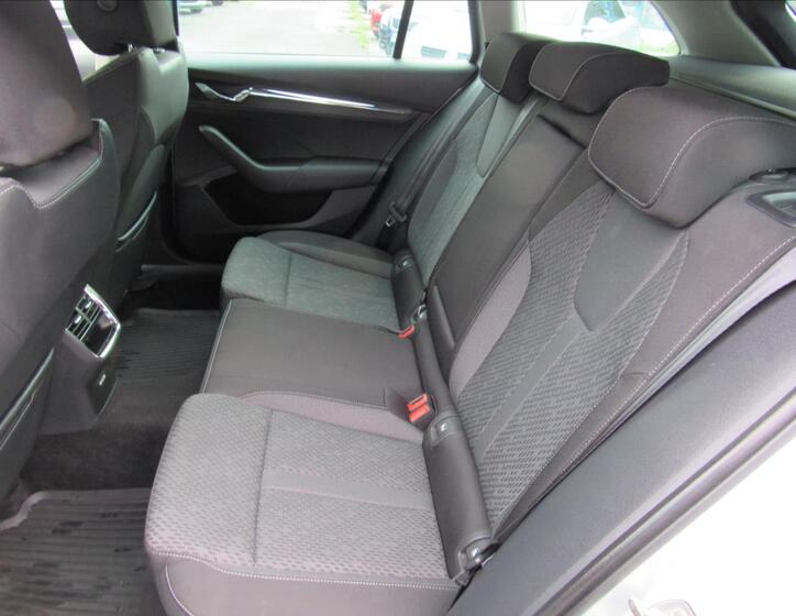 Škoda Octavia 10