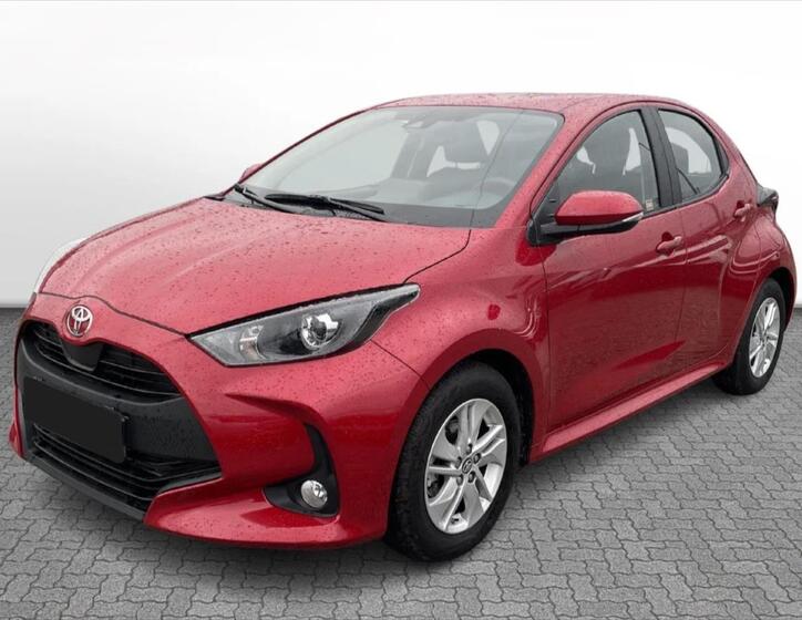 Toyota Yaris 1