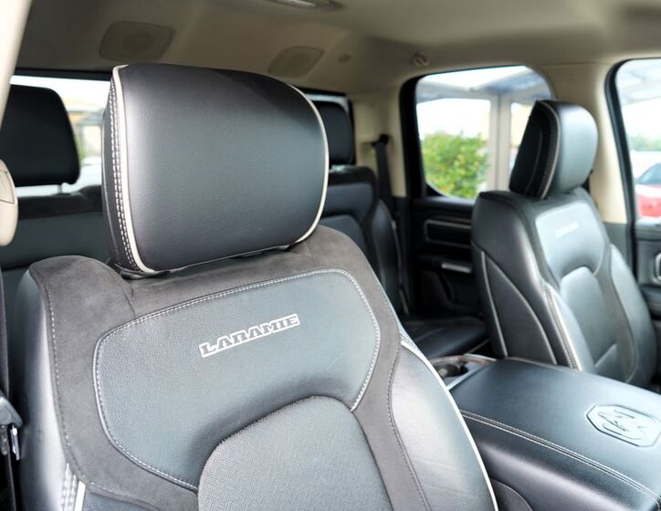 Dodge RAM 1500 28