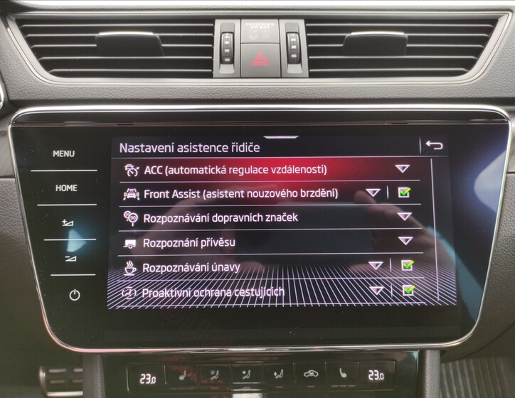 Škoda Superb 21