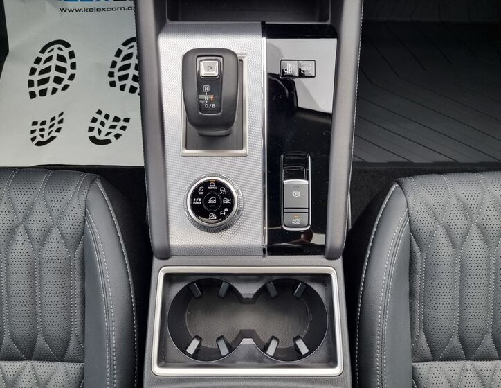 Mitsubishi Outlander 18