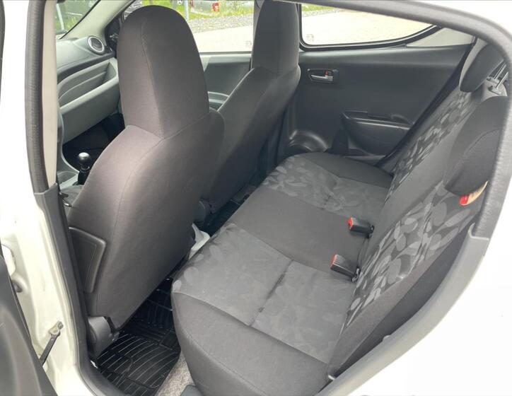 Suzuki Alto 12