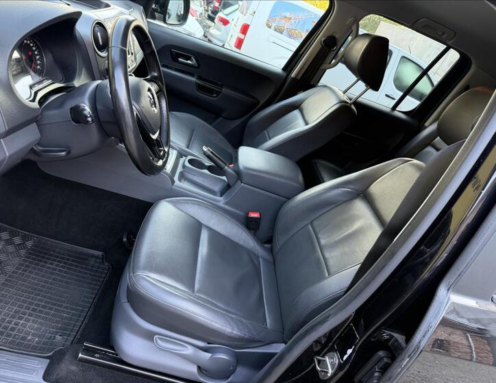 Volkswagen Amarok 8