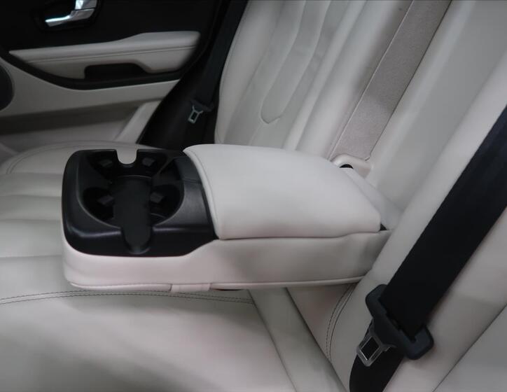 Land Rover Range Rover Evoque 32