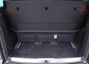 Volkswagen Multivan 10
