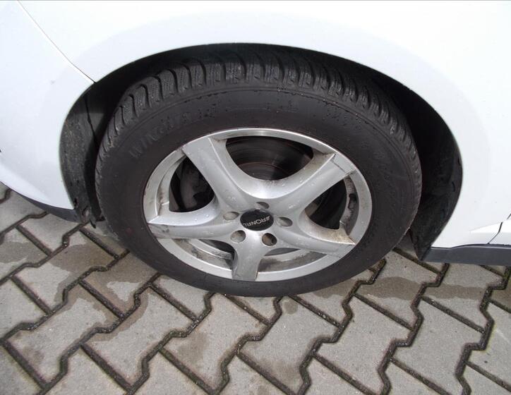 Ford C-MAX 6