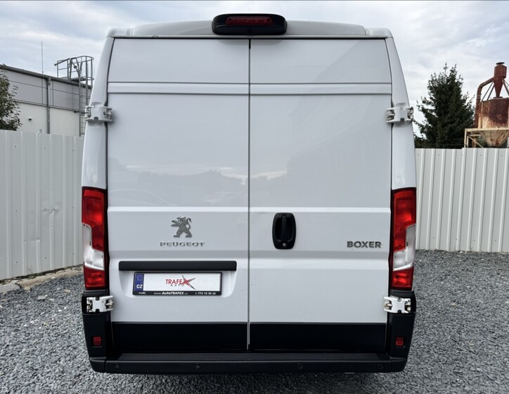Peugeot Boxer 11