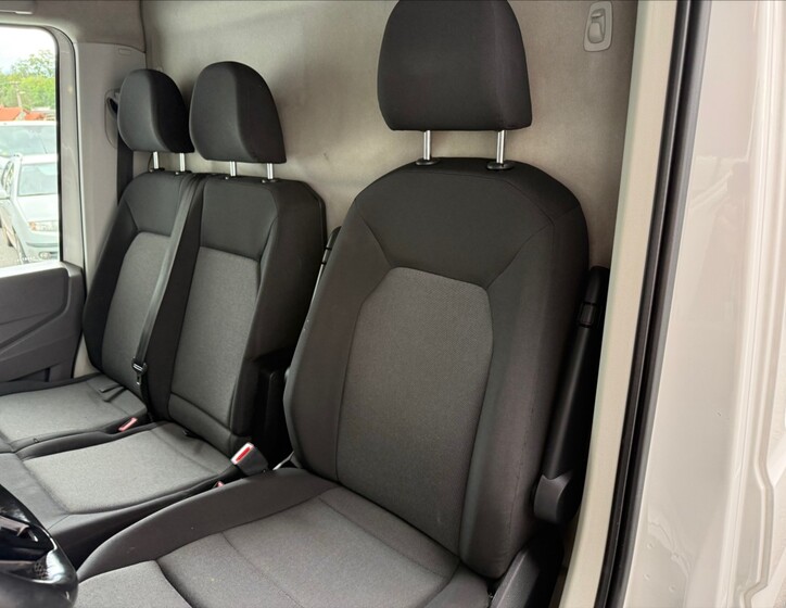 Volkswagen Crafter 12