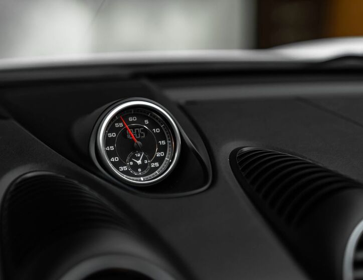 Porsche Boxster 9