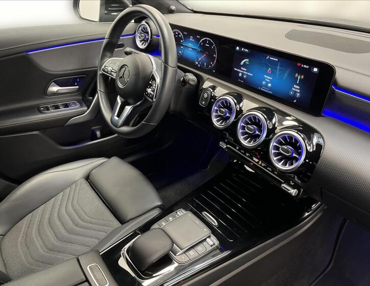 Mercedes-Benz CLA 18