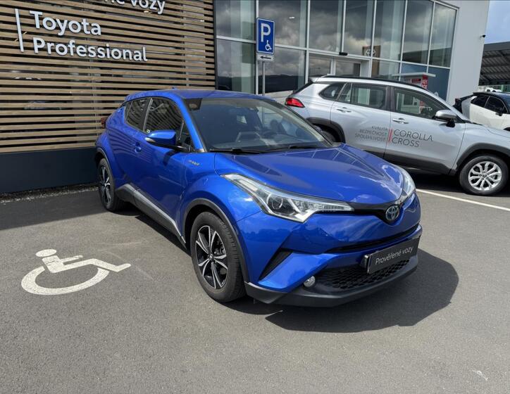 Toyota C-HR 12