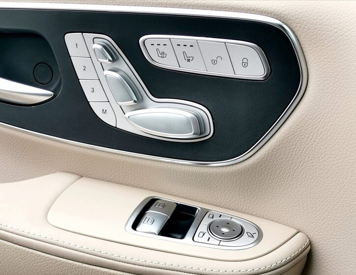 Mercedes-Benz Třídy V 27