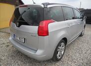 Peugeot 5008 6