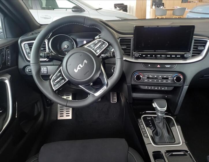 KIA XCeed 5