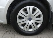 Ford Galaxy 19
