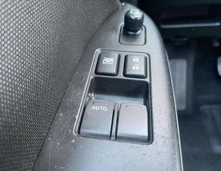 Suzuki Baleno 17