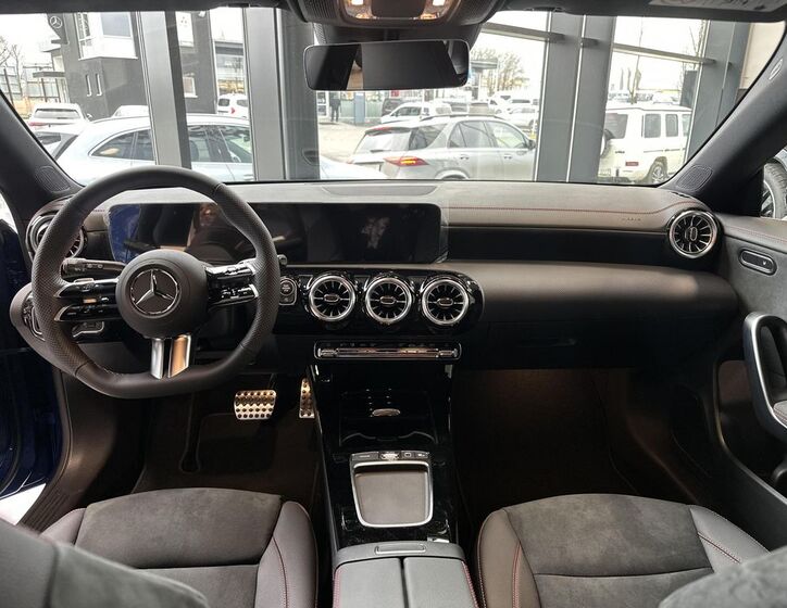 Mercedes-Benz CLA 11