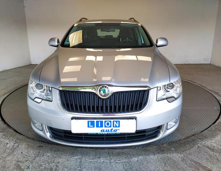 Škoda Superb 2