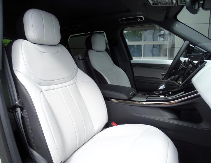 Land Rover Range Rover Sport 33